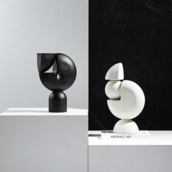Corner ornament black